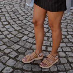 Women Woden Lara Leather - Brown Sugar