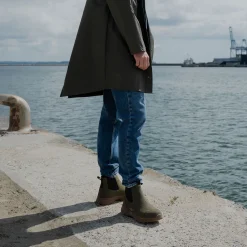 Woden Melvin Track Waterproof - Dark Olive/Gum